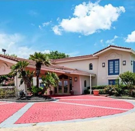 Scottish Inns & Suites Texas City Esterno foto